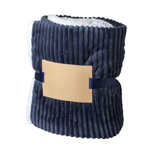 Coperta in pile corallo Sherpa personalizzata di Karovix - Product Image 2