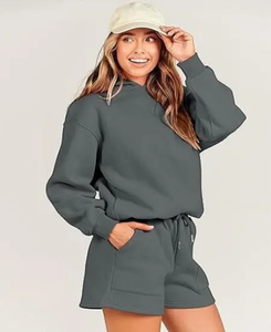 Tenue décontractée 2 pièces pour femmes Sweat à capuche à manches longues et pantalon pour automne hiver haut court de couleur unie - Product Image 3