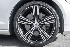 VOLVO S60 T6 AWD INSCRIPTION 2020 D'OCCASION CÔTÉ GAUCHE/DROIT - Product Image 2