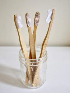 BROSSE À DENTS EN BAMBOU NATUREL VIETNAM 2020 - Product Image 6