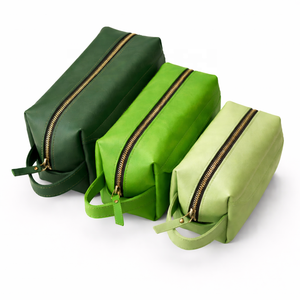 Sac de rangement de maquillage de voyage vintage en cuir de cheval sauvage, fermeture éclair, grande capacité, imperméable, style européen, multifonctionnel - Product Image 6