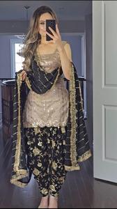 Top en Georgette de haute qualité, tendance et attrayant, avec dupatta et broderies, fabriqué en Inde - Product Image 3