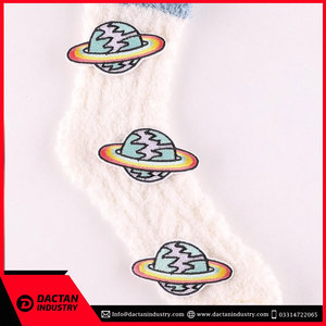 แผ่นผ้าปักลายแฟชั่นพร้อมโลโก้ตามสั่งออกแบบได้ตามต้องการแผ่นพลาสติกเรซิน - Product Image 3