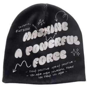 Bonnet personnalisé conçu pour une durabilité, une chaleur et un confort durables, conçu pour les amateurs de plein air, les voyageurs et les trajets hivernaux - Product Image 3