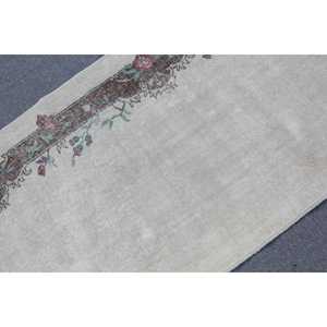 Tapis turc vintage 2,8 x 5,9 pieds, tapis d'appoint, tapis Ikat blanc - Product Image 5