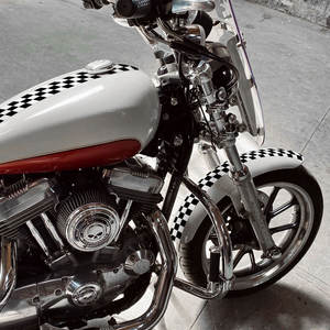 สติ๊กเกอร์ติดรถลายตารางหมากรุก 10 ซม. 1 ชิ้น สติ๊กเกอร์ลายตารางหมากรุก - Product Image 5