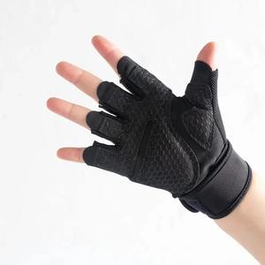 ถุงมือฟิตเนสยิมออกแบบโลโก้ได้ตามต้องการวัสดุใหม่ - Product Image 3