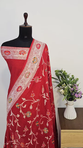 Sari en Georgette Tassur Pur de Créateur, Artisanat Traditionnel Banarasi Tilfi Meena, Motifs Meenakari Multicolores, Séchage Rapide, Idéal pour les Fêtes et la Protection Solaire - Product Image 5