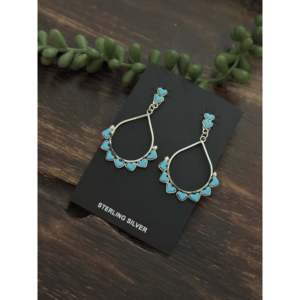 Boucles d'oreilles pendantes en forme de cœur, faites à la main, en turquoise Zuni et argent sterling - Product Image 3