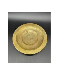 Assiettes de chargeur en laiton avec finition antique pour une touche opulente aux paramètres de la table du dîner - Product Image 5