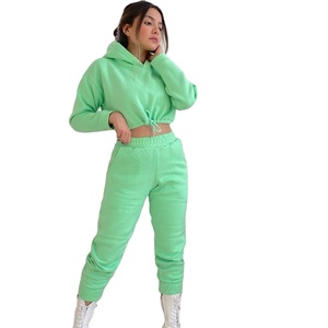 Ensemble survêtement de fitness pour femmes, vêtements de sport personnalisés, pantalons de survêtement chauds à manches longues, haut court décontracté, sweats à capuche d'entraînement - Product Image 3