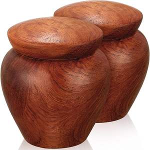 Urna de cremación de madera respetuosa con el medio ambiente con textura de grano natural que proporciona una forma sencilla de preservar recuerdos preciados para siempre - Product Image 2