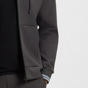 Tissu respirant et confortable pour un ajustement décontracté, sweat-shirt pour homme à prix d'usine, couleur unie, prix bas, dernier design, manches longues - Product Image 4