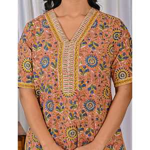 Vestido de dormir informal de algodón estampado a mano con estampado floral, camisón con botones, tejido suave para el verano, brunch o damas de honor. - Product Image 4