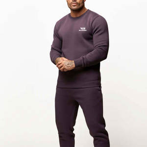 Trajes Deportivos para Hombre de Primera Calidad, Ajustados, Hechos de Algodón y Poliéster - Product Image 1