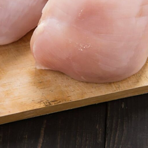 ไก่แช่แข็ง ไม่มีกระดูก ไม่มีหนัง บรรจุภัณฑ์สุญญากาศ คุณภาพดี จากโรงงานโดยตรง - Product Image 1