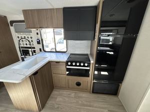 Nuevo 2026 Forest River Wildwood X-Lite 28VBXL - Product Image 5