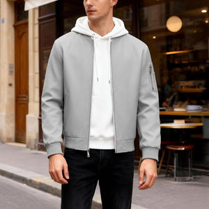 Blouson d'hiver pour homme avec badge de marque personnalisé, intérieur doux au toucher, coupe moderne, fermeture éclair durable et service de vêtements direct d'usine - Product Image 5