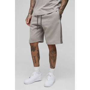 ชุดฤดูร้อน OTM สำหรับผู้ชายดีไซน์ล้ำนวัตกรรมพร้อมตัวเลือกการสร้างแบรนด์ส่วนตัวและบริการปรับแต่งสินค้าขายส่ง - Product Image 2