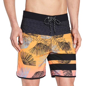 Short d'été pour hommes sur mesure de haute qualité motif solide à séchage rapide et respirant avec impression par transfert de sublimation - Product Image 6
