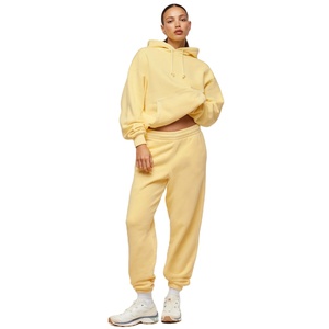 Conjunto Deportivo de Sudadera con Capucha Extra Grande y Pantalones Jogger Bordados en Amarillo para Mujer, Venta al Por Mayor, Felpa Gruesa Personalizada, Estilo Holgado - Product Image 1