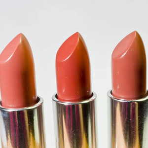 Rossetto Vegano Coreano a Marchio Privato, Idratante, Lunga Durata, per Uso Quotidiano, Opaco/Shimmer, Vari Colori, Stick da 3,5g, OEM - Product Image 5