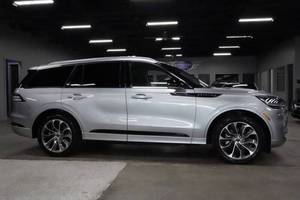 Precio bajo, Lincoln Aviator Gran Touring 2023, auto de lujo usado en venta - Product Image 5