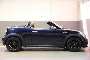 2013 M bien utilisé-I-N-I Road_ster S FWD - Product Image 5