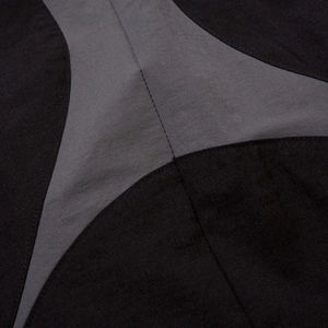 กางเกงผ้าไนลอนสำหรับผู้ชายแฟชั่นใหม่สไตล์ไม่ซ้ำใครกางเกงกันลมผ้าโพลีเอสเตอร์ออกแบบโลโก้ได้ตามต้องการ - Product Image 4