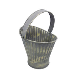 Jardinière en charbon de fer faite à la main avec poignée en or antique utilisable pour le jardinage décoratif à la maison Pots de fleurs et jardinières - Product Image 5