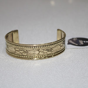 Brazalete dorado Anillos de mariposa Gemelos de lujo para hombres Pulsera tejida (brazalete) de Tradnary - Product Image 1