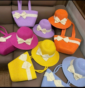 Petit sac triangulaire en jacinthe d'eau fait à la main, écologique, tissé, sac de plage, sac de voyage pour femmes - Product Image 2