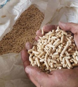 Pellets para calefacción en oferta, baratos, DIN EN Plus-A1 EN Plus-A2 (6-8mm), pellets de madera de pino y haya a la venta ahora - Product Image 5