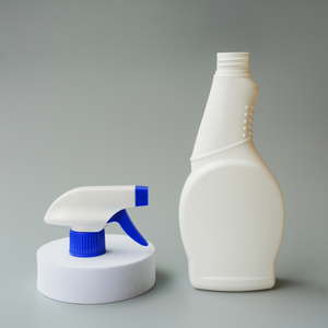 Botella pulverizadora con bomba, botella limpiadora y detergente con pulverizador de gatillo, tecnología moderna, plástico HDPE blanco de 350ml - Product Image 4