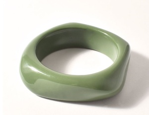 Bracelets de luxe en résine imperméable pour femmes, design personnalisable – Surface brillante, bijoux élégants et tendance pour un style ethnique contemporain - Product Image 4