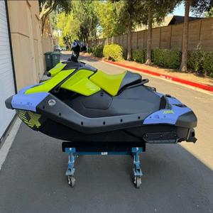 Moto Acuática Personal Spark Trixx 2024 Agile para Diversión - Product Image 1