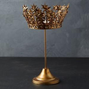 Couronne en métal Décoration royale et élégante Matériau de haute qualité Idéal pour la décoration de bureau à domicile et d'événement de luxe - Product Image 3