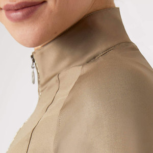 BIG TEN APPAREL Pull à col zippé beige à manches longues pour femme, en polyester, couche de base - Product Image 4