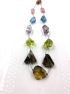 ลูกปัดพลอยธรรมชาติแบบกึ่งผสมหลากสี สำหรับทำเครื่องประดับชั้นดี สร้อยคอพลอย - Product Image 5