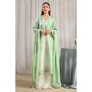 Robe de soirée en satin pour femme Seraphine pour le printemps - Product Image 1