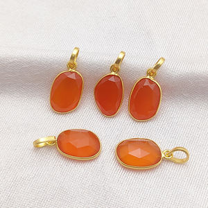 925 Sterling Silver Birthstone Pendentif Cornaline Gemstone Bezel Charm avec Lunette Fantaisie Inégale Bijoux En Gros pour Les Chrétiens - Product Image 1