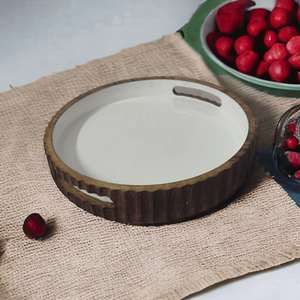 Fancy hecho a mano por artesanos indios plato de servicio de madera de mango de esmalte blanco para servir exhibición festiva decoración del hogar y la cocina - Product Image 4