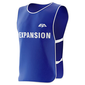 Camiseta de entrenamiento de fútbol de malla de tela 100%, ropa deportiva transpirable elástica con estampado de logotipo personalizado para adultos - Product Image 2