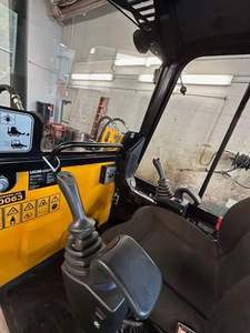 Mini Retroexcavadora con Motor Kubota, Certificación CE y EPA, 3T, Tractor Agrícola, Retroexcavadora 4x4 - Product Image 3