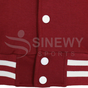 Vestes bomber universitaires en molleton de haute qualité, personnalisées avec un design sur mesure - Product Image 3