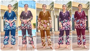 Ensemble coordonné de luxe Unity en rayonne bleu marine à imprimé floral, élégant ensemble Kurti et pantalon pour femmes - Product Image 5
