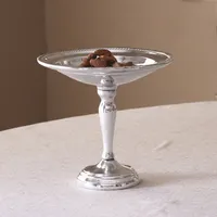 Support de gâteau de mariage de luxe décoratif en aluminium fait main, écologique et résistant au four, pour la restauration et la décoration d'événements