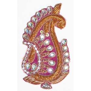 Designer Collection Broderie Applique Patch Motif Forme de Cygne pour Vestes Robes et Sacs à Main en Cuivre - Product Image 5
