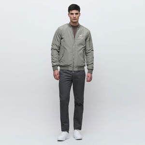 Blouson d'aviateur d'hiver à doublure en satin élégant avec col montant et design à pression - Product Image 3