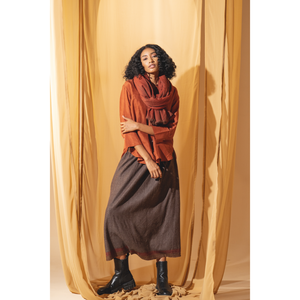 Écharpe en laine personnalisée avec logo imprimé, style uni long, couleur rouille, avec motif personnalisé - Product Image 1